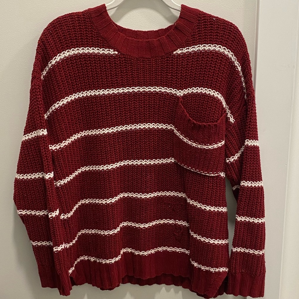 AMERICAN EAGLE STRIPED SWEATER